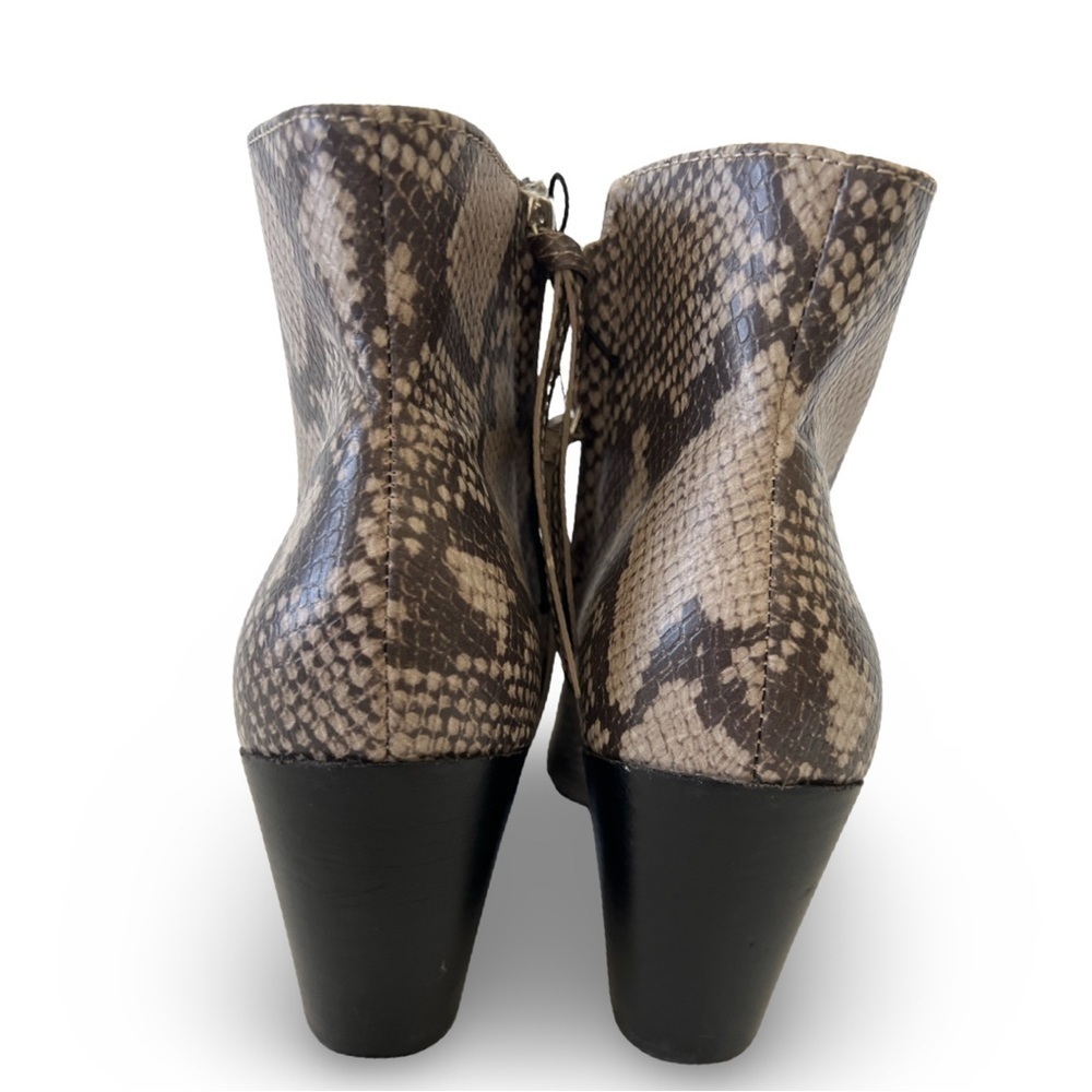 Dolce Vita Deedee Snake Print Kitten Heel Pointed Ankle Booties Size US 7.5 - Picture 2 of 8